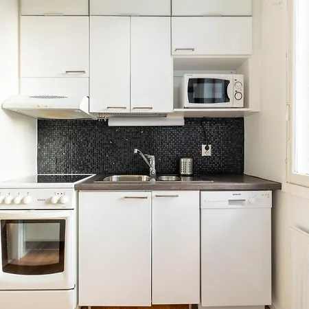 Cozy Two-room In Pasila, Next To Messukeskus And Tripla