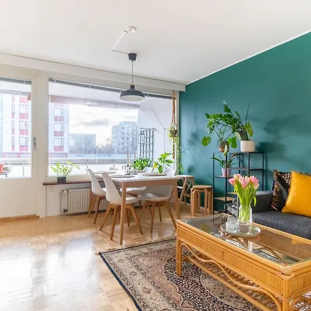 Apartment Cozy Two-room In A Location In Pasila *